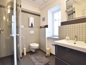 Apartment | Badezimmer | Dusche