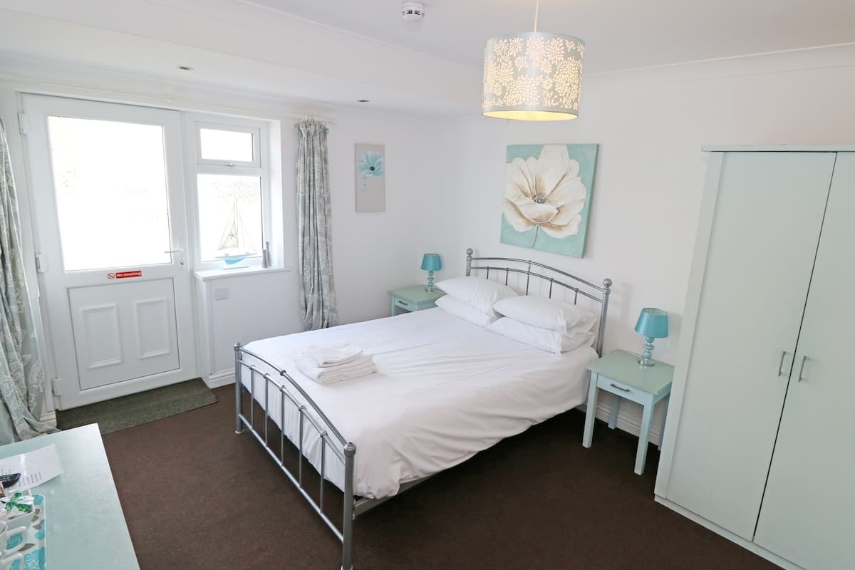 Deluxe Double Room (Room 3) | Individually furnished, blackout drapes, iron/ironing board, free WiFi