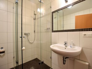 Apartment | Badezimmer | Dusche