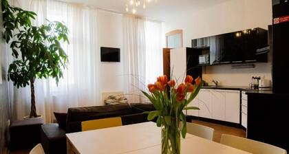 The Republic Garden - Hostel