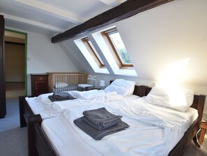 Ferienhaus | 4 Schlafzimmer, individuell eingerichtet