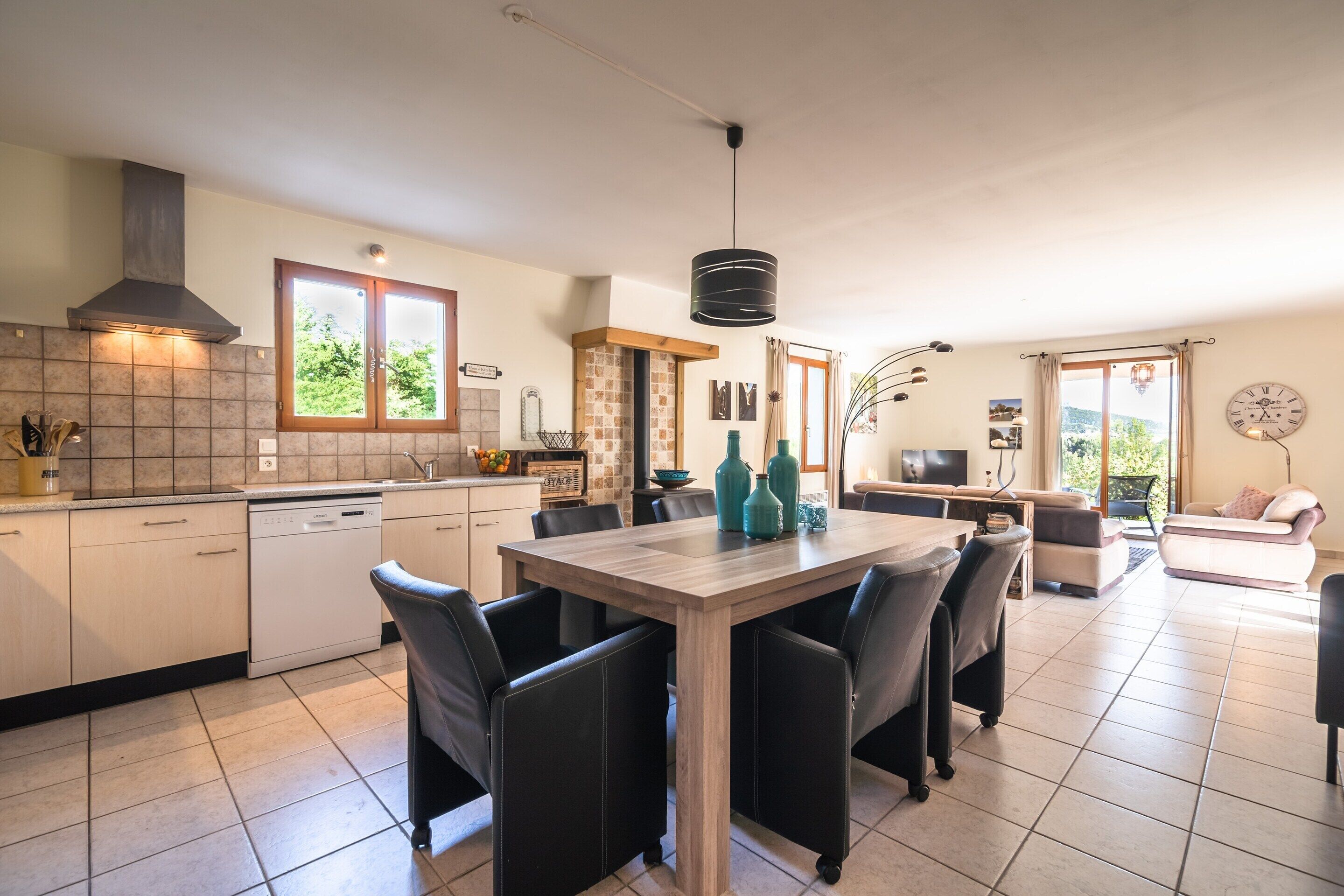 Villa | Dining