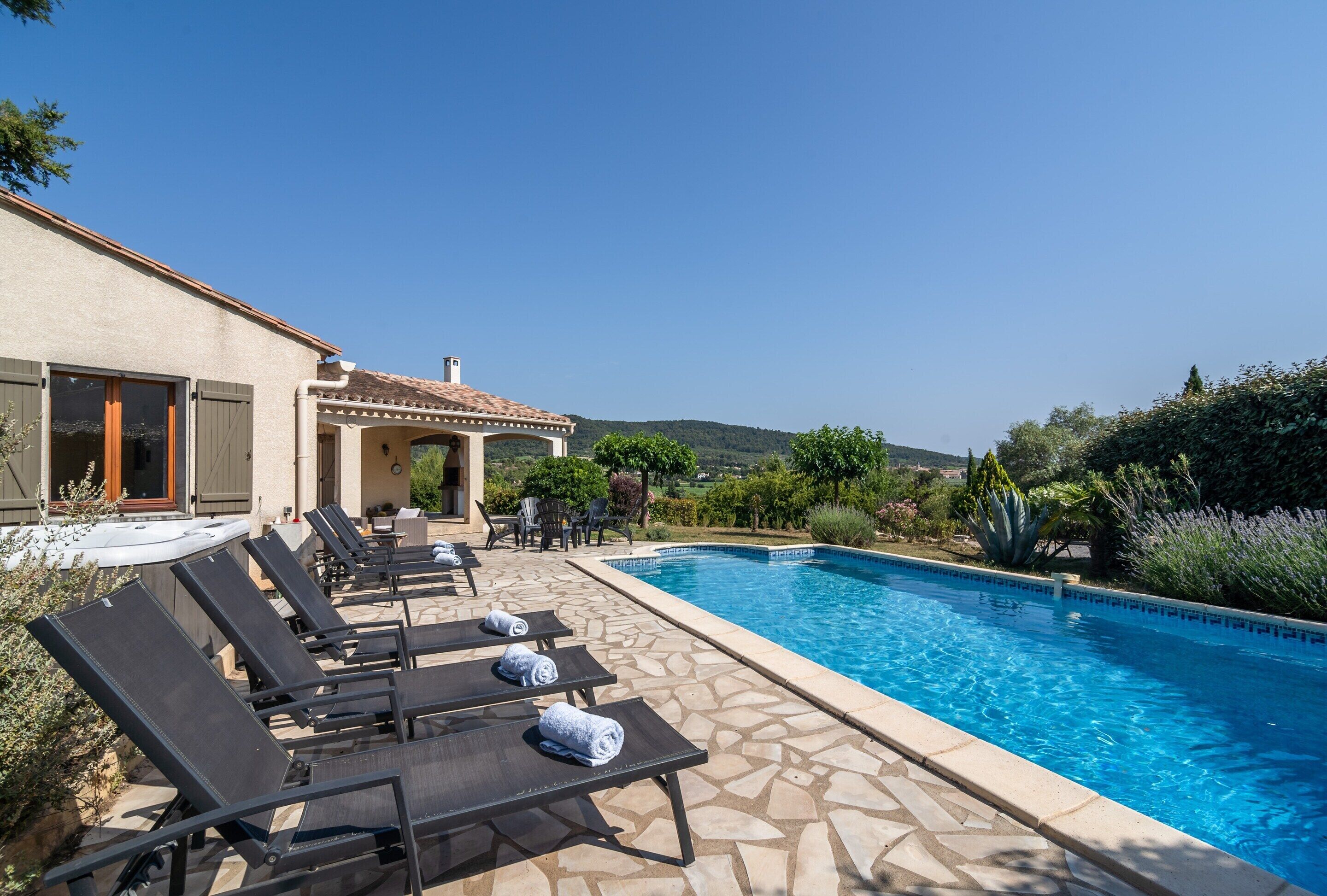 Villa | Pool | Indoor pool, outdoor pool