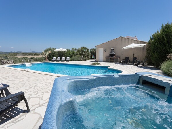 Villa | Pool - Spacious Villa With Studio and Private Olive Grove in the Beautiful Aigne (Aigne)