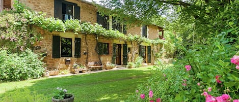 House | Exterior