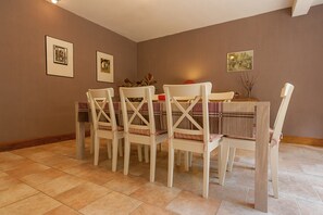 House | Dining - Large Farmhouse With Private Garden (Nantheuil)