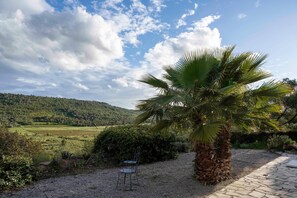 Villa | Garden - Charming French Villa With Pool (Cebazan)