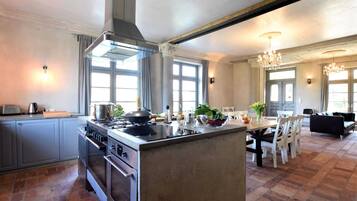 Ferienhaus | Eigene Küche | Hochstuhl