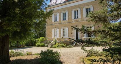 Upscale Mansion in Brouchaud With Views Across Private Pool