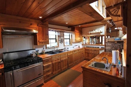 Fridge, microwave. Big Bend Lodging at Ten Bits Ranch | Room #3 (The Gun Shop)