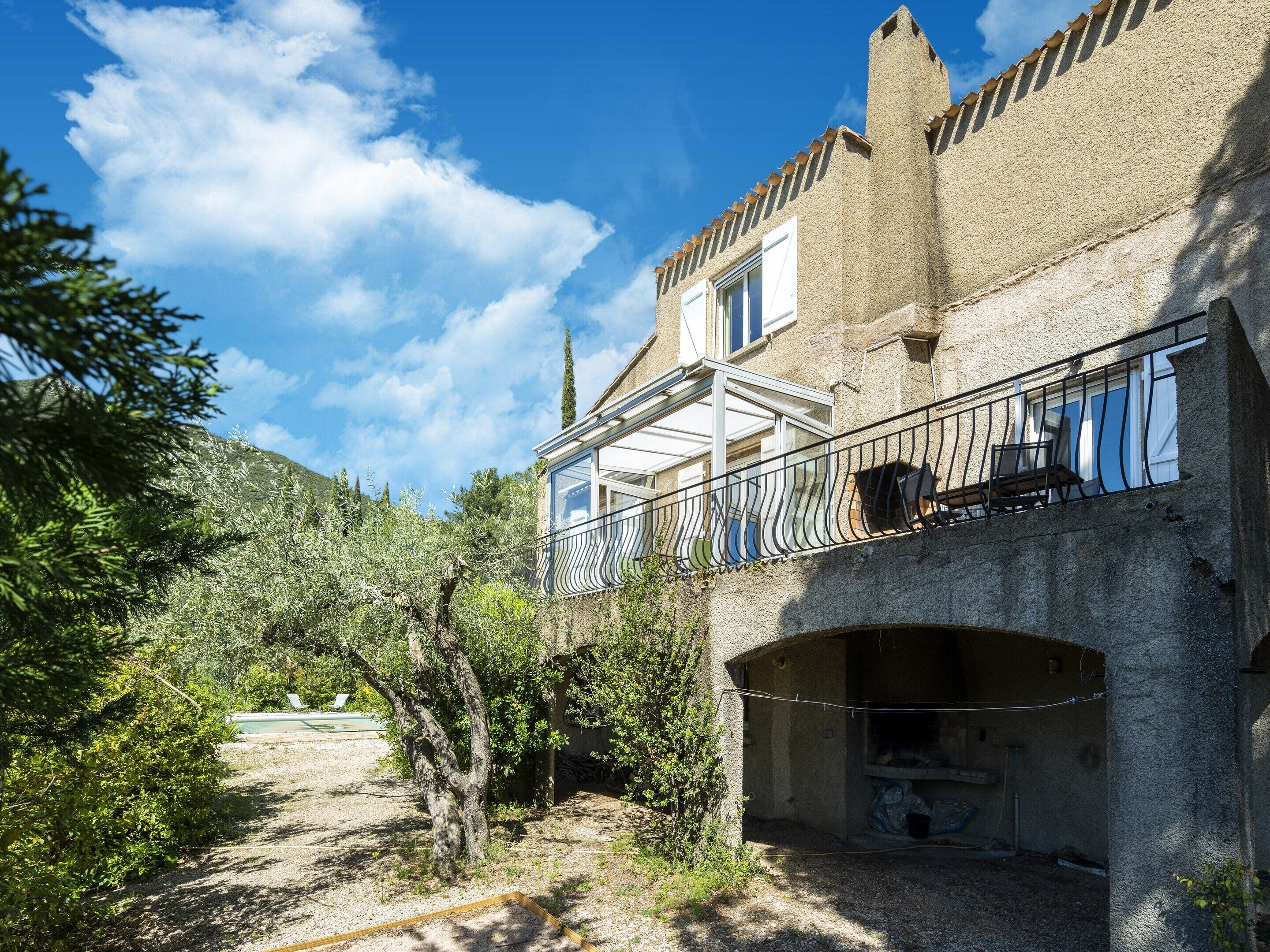 Villa | Exterior