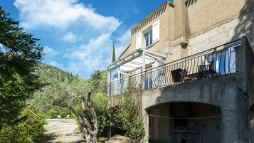Villa | Exterior