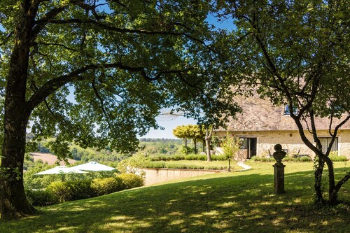Holiday Home in Dordogne With Pool