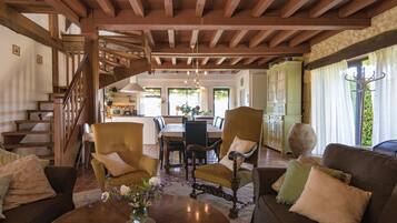 House | Living room