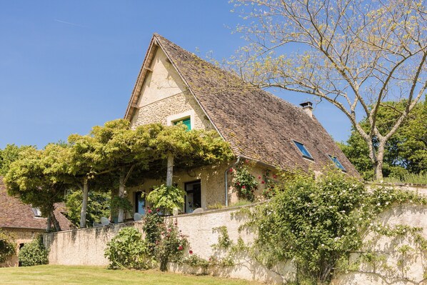 House | Exterior - Holiday Home in Dordogne With Pool (Thenon)