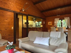 House | Living room - Pretty Holiday Home in Eschede Germany near Forest (Eschede)