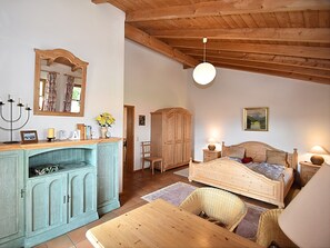 Ferienhaus | 4 Schlafzimmer, individuell eingerichtet, Bügeleisen/Bügelbrett