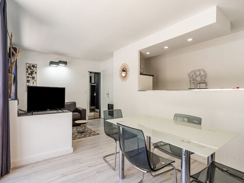 Elegant Villa With Private Pool