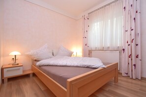 Apartment | 2 bedrooms, individually furnished, bed sheets - Apartment Near the Bavarian Forest (Deggendorf)