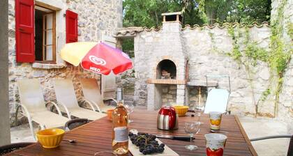 Hilltop Stay Near Beaulieu