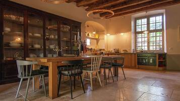 House | Dining
