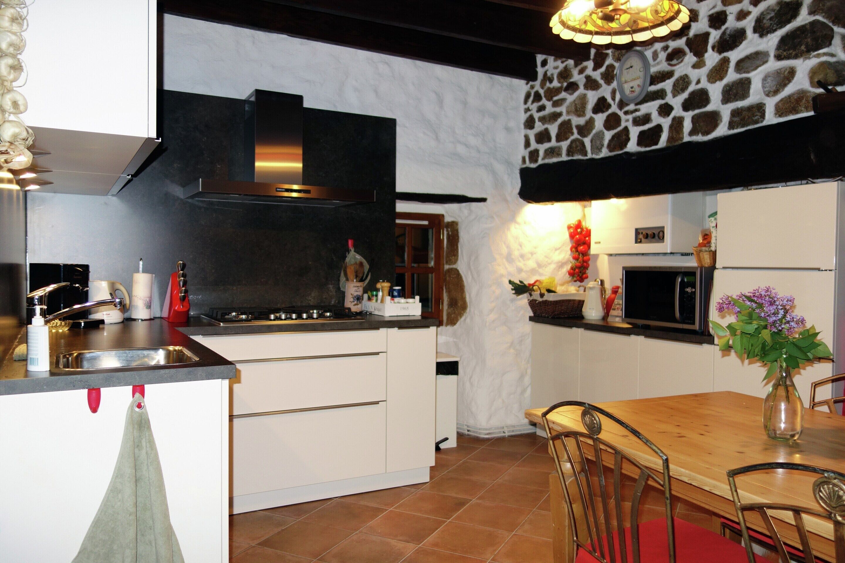 House | Private kitchen | Microwave
