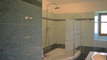 Bathtub