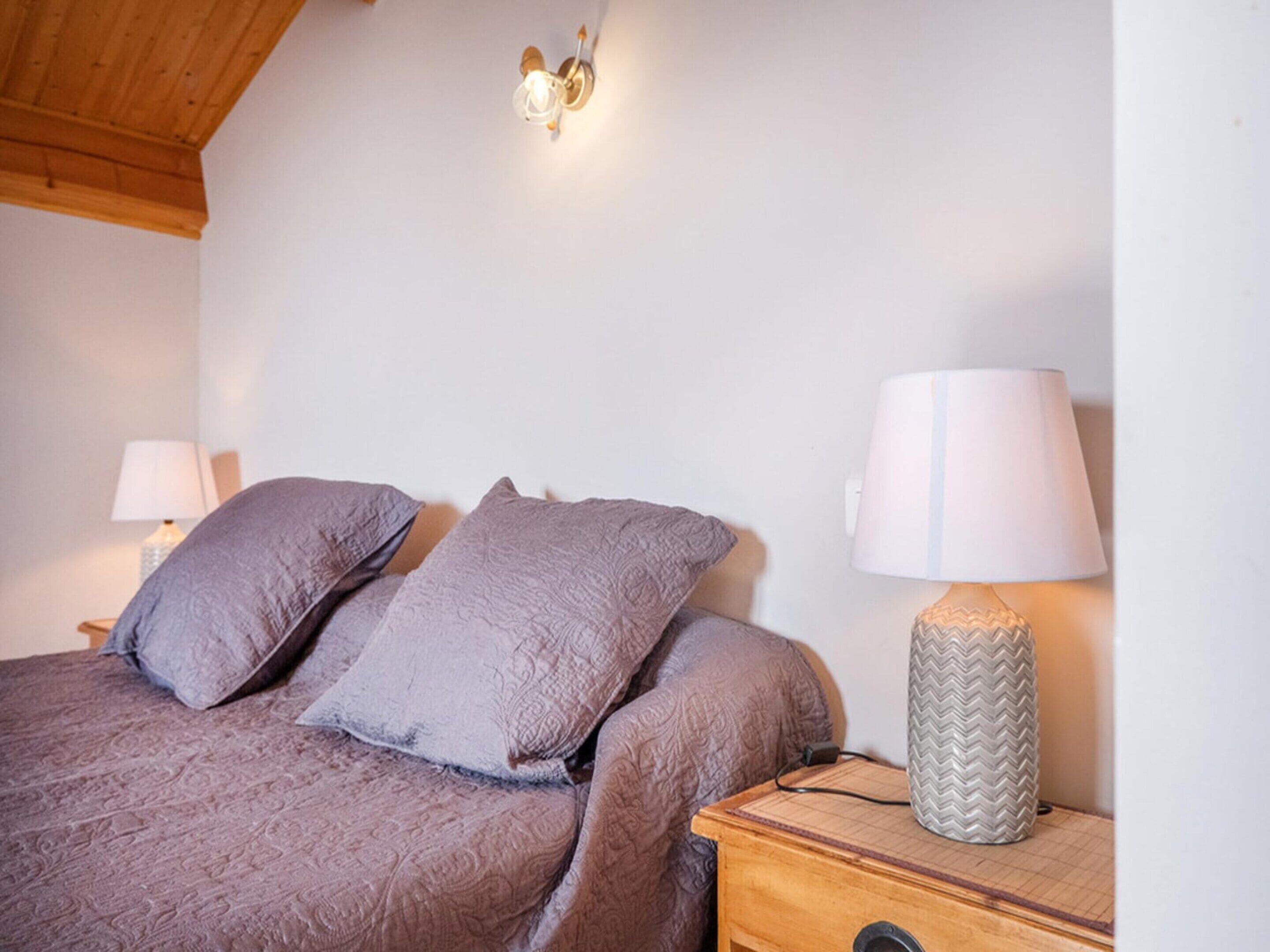 House | 2 bedrooms, individually furnished