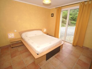 Villa | Room amenity - Charming Villa Near Les Vans (Les Vans)