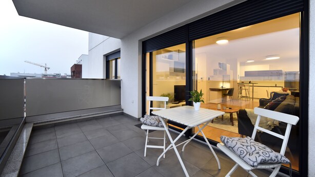 Apartment, Balkon, Stadtblick | Balkon