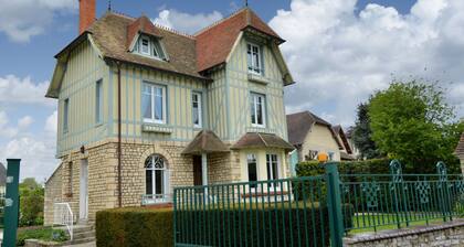 Lovely Child-friendly Villa in Bayeux