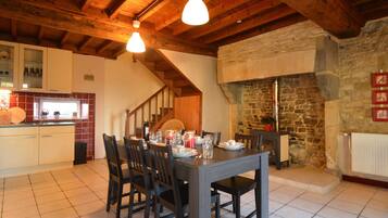 House | Dining