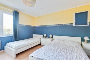 Villa | 2 bedrooms, bed sheets - Sunny Roquebrun Getaway (Roquebrun)
