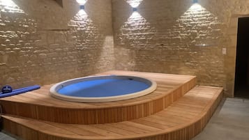 House | Spa treatment