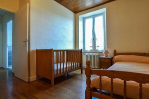 2 chambres, ameublement personnalisé
