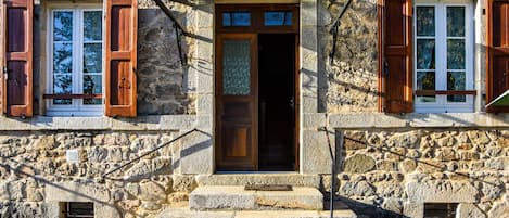 House | Interior detail