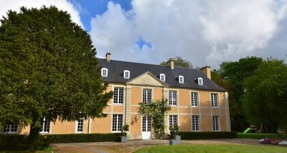 Riverside Retreat in Lantheuil