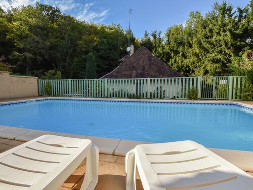 Spacious Holiday Home With Private Swimming Pool in Vitrac