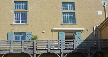Pleasant Villa in Alzonne With Terrace, Garden, Sun-loungers