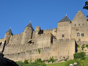Ngoại thất