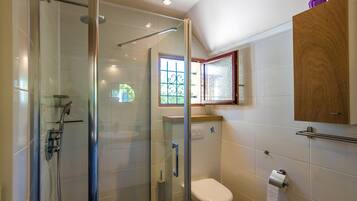 House | Bilik Mandi
