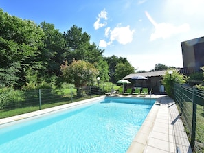 Piscine extérieure