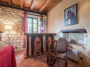 House | Living room - Charming Retreat in Bouniagues (Bouniagues)