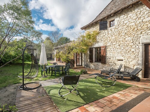 Charming Retreat in Bouniagues