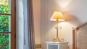 2 bedrooms, individually furnished