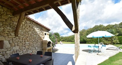 Hilltop Haven in Meyrals