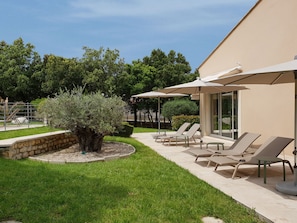 Balcony - Attractive Holiday Home in Vézénobres With Swimming Pool (Vezenobres)
