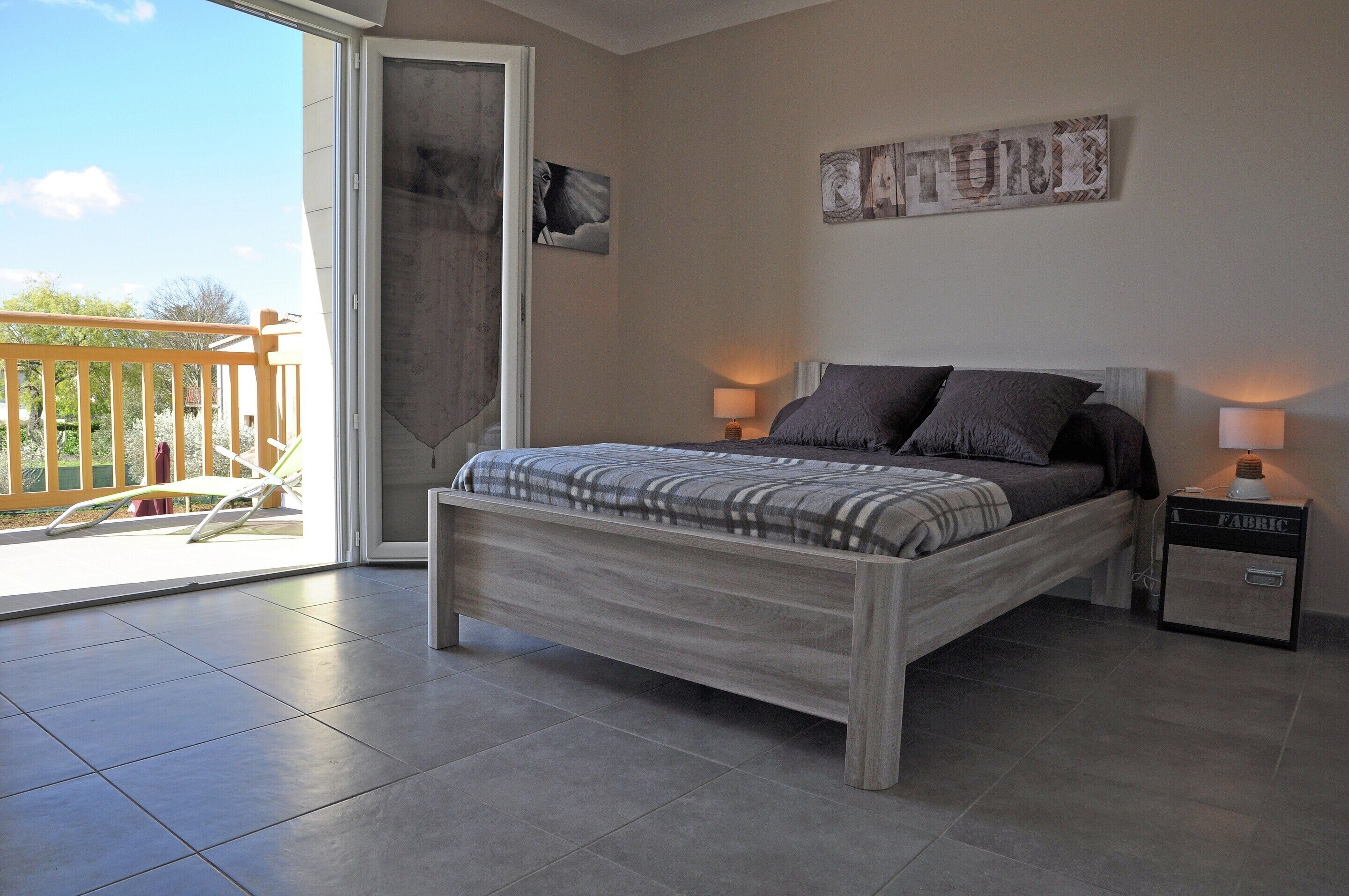 Villa | 5 habitaciones y muebles diferentes 