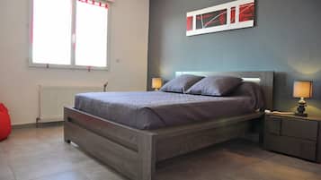 Villa | 5 bedrooms, individually furnished