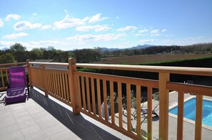 Balcony - Luxury Villa With Private Pool (Saint-Victor-de-Malcap)